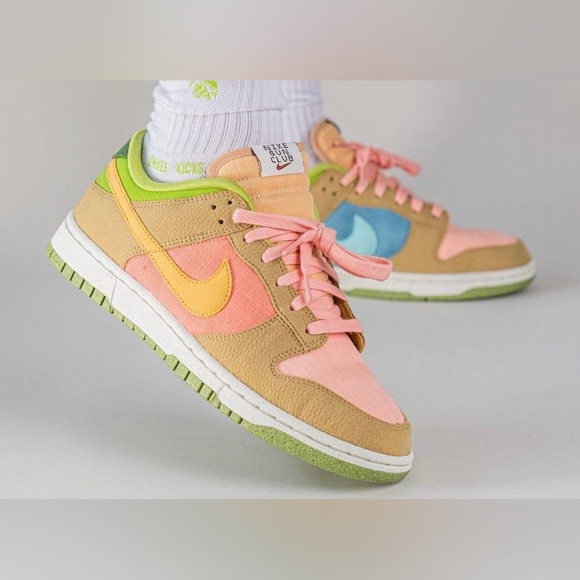 NWT  Nike Dunk Sun Club Low Retro SE NN Size 7 men 8.5W - Picture 11 of 12